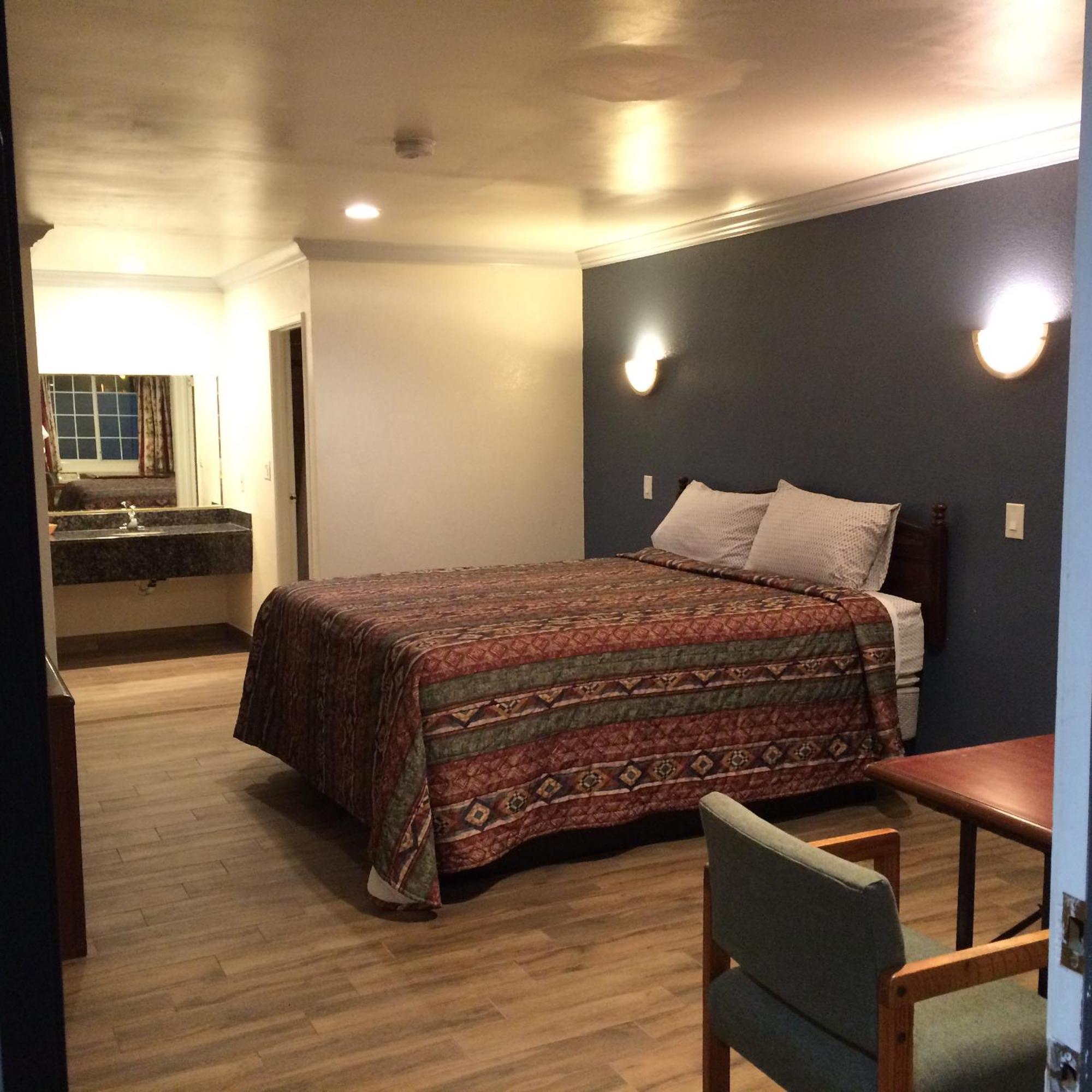 Royal Inn Lomita Room photo